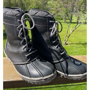 L.L.Bean Bar Harbor womens black boot-size 7.5